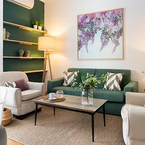 https://apartamento-frente-a-triana.es-andalucia.com